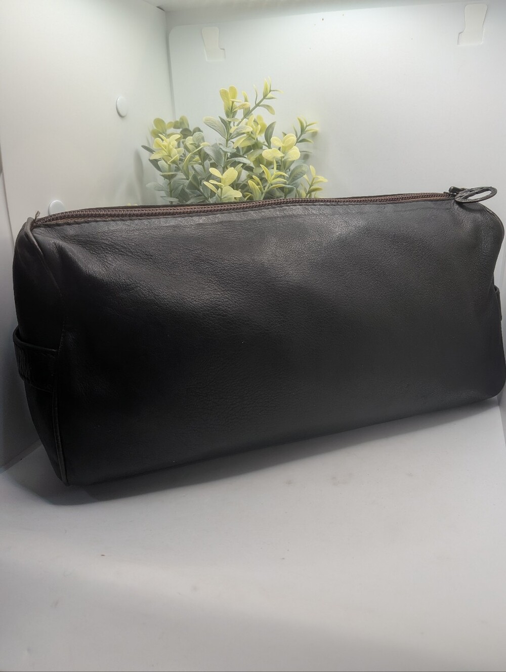 Longchamp Men's Black Leather Dopp Kit Travel Toiletry Bag